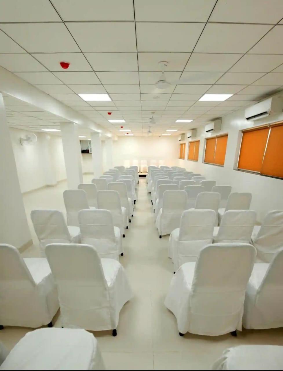 Hotel Raviraj, Chhatrapati Sambhaji Nagar Aurangabad  Bagian luar foto